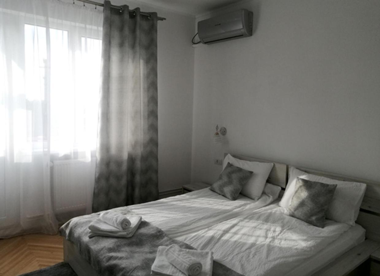 Check-In Kaya Hotel ซีบิว ภายนอก รูปภาพ