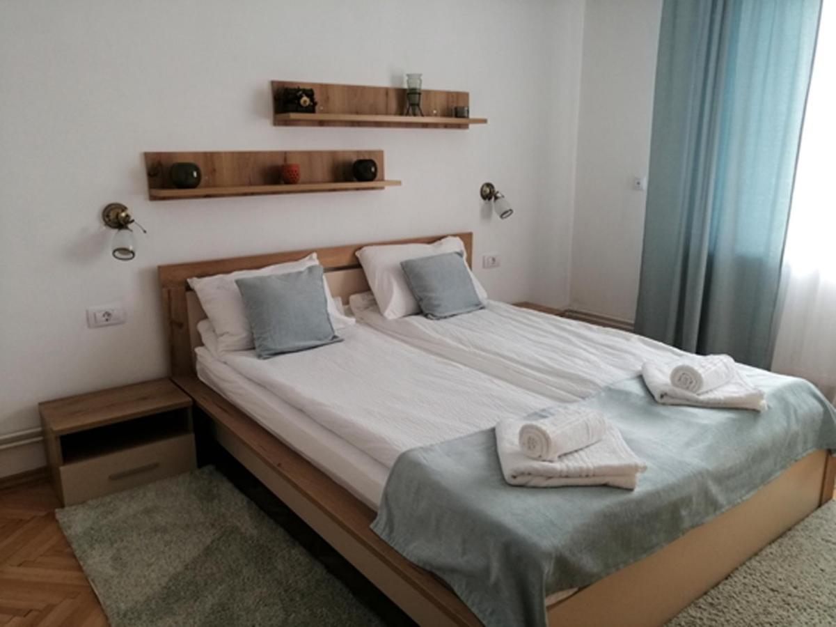 Check-In Kaya Hotel ซีบิว ภายนอก รูปภาพ